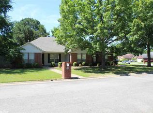2295 Pleasant Valley Dr, Conway, AR 72032