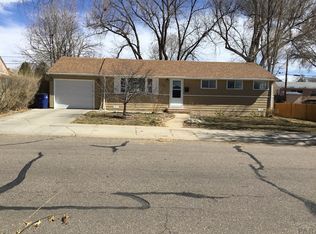 1602 Iroquois Rd, Pueblo, CO 81001