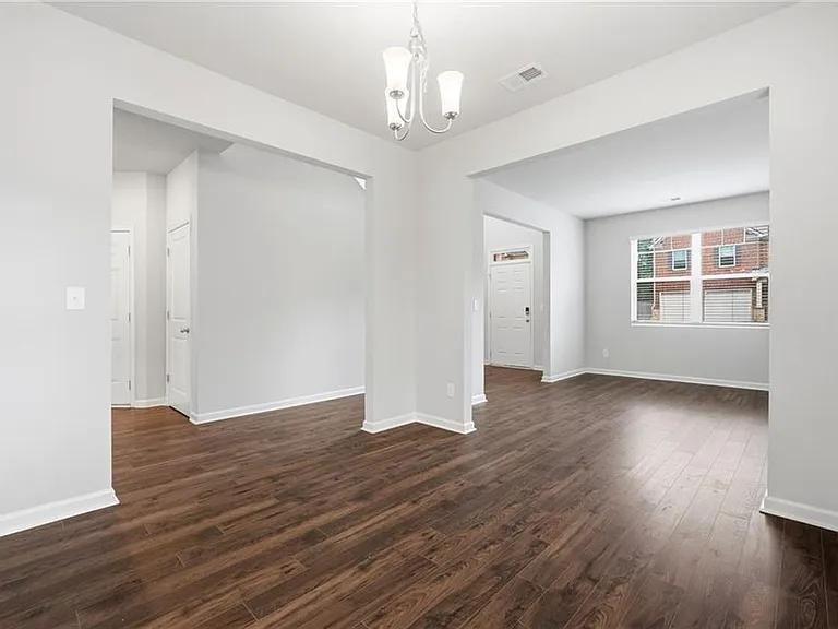 3132 Hawthorn Farm Blvd — Photo 18