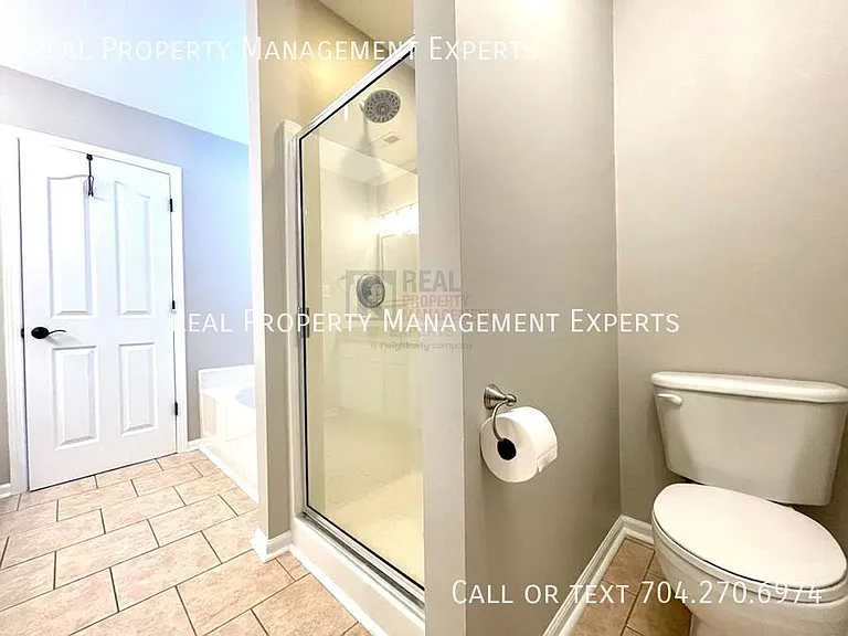 198 Mott Rd — Photo 11