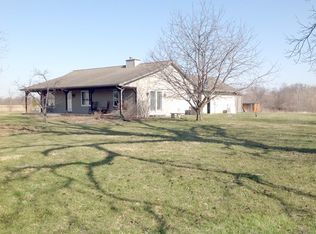 10398 E Cameron Rd, Cuba, IL 61427