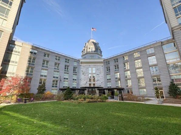 888 Main Street image 14 of 14