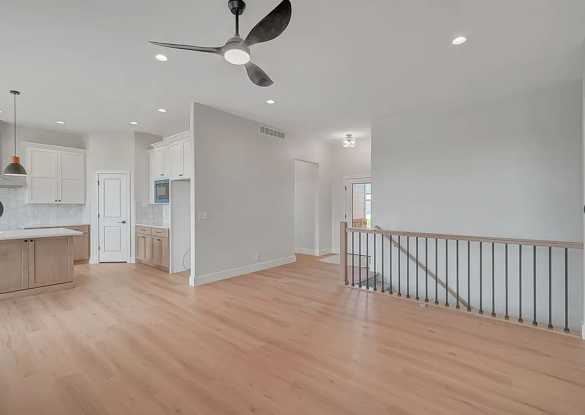 Building Photo - 9223 Triana Ln