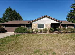 2841 Corlington Dr, Dayton, OH 45440