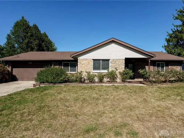 2841 Corlington Dr, Dayton, OH 45440