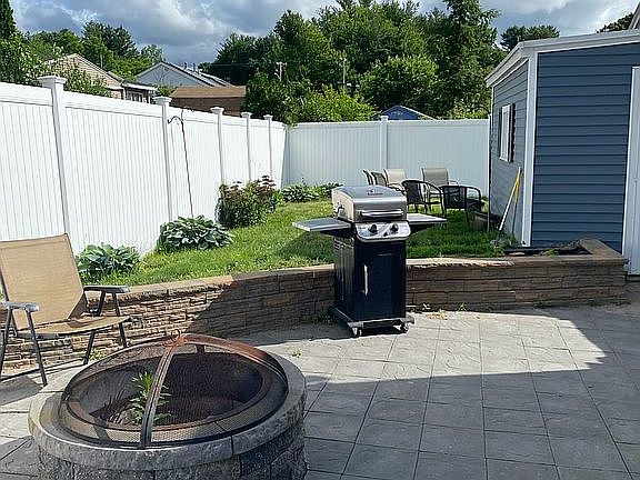 Back patio with firepit