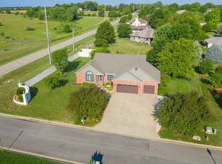 3221 Elwell Dr, Winfield, KS 67156
