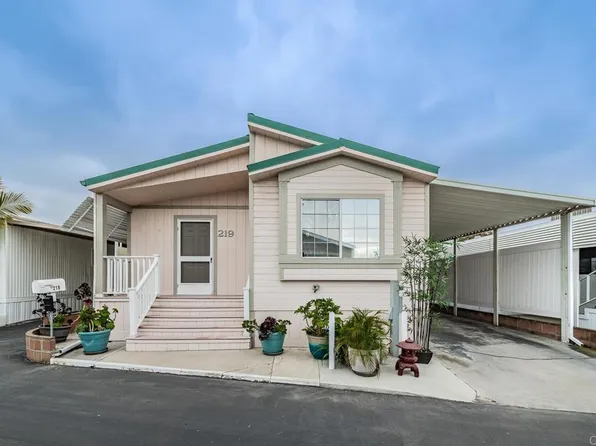 219 Mockingbird Ln, Oceanside, CA 92057
