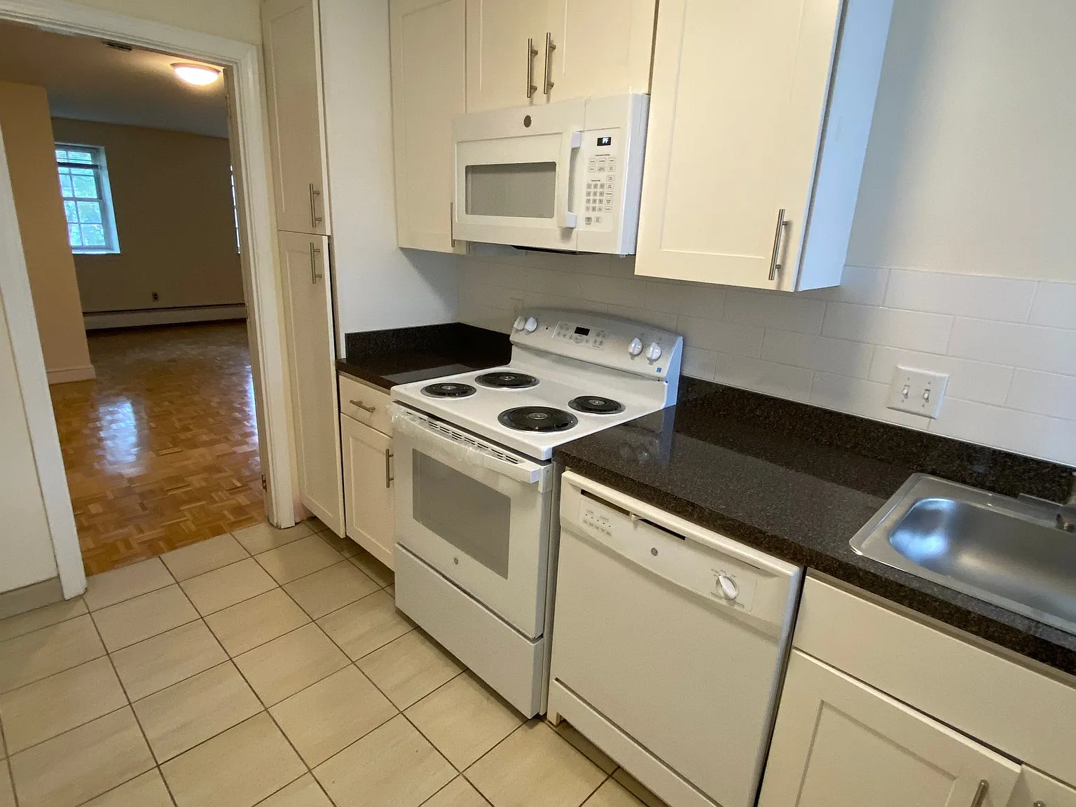 2 bed, 2.0 bath, $2,775 — Photo 1