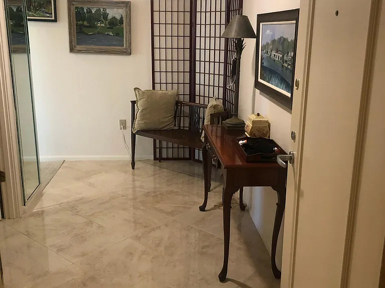 Marble entry