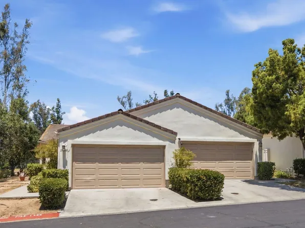 29402 Circle R Greens Dr, Escondido, CA 92026