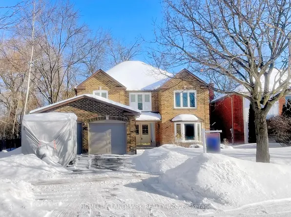 16 Willis Dr, Aurora, ON L4G 5N8