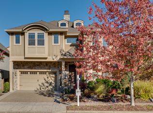 14891 SW Burgundy Ct, Tigard, OR 97224