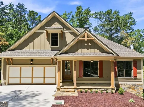 121 Bear Dr, Waleska, GA 30183