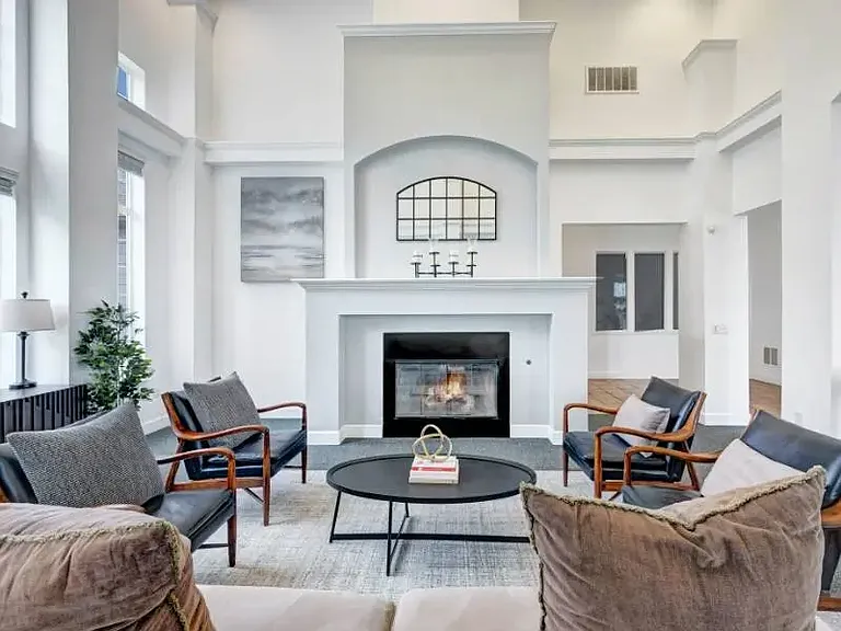 Reserve At Thornton — Photo 6