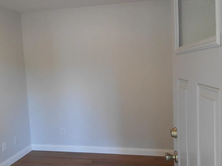 17 N Cedar St — Photo 3