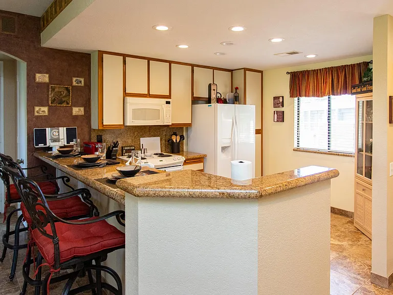 28794 W Natoma Dr — Photo 7