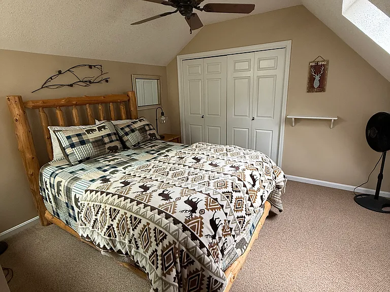 150 Meadows Dr — Photo 27