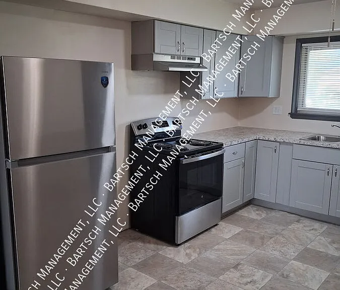 4118 N 91st St #3 — Photo 4