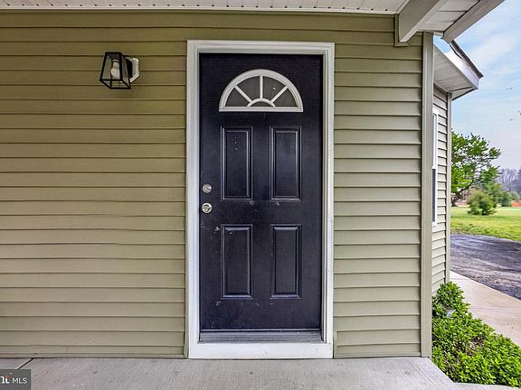 5th image of 334 New Brooklyn Rd