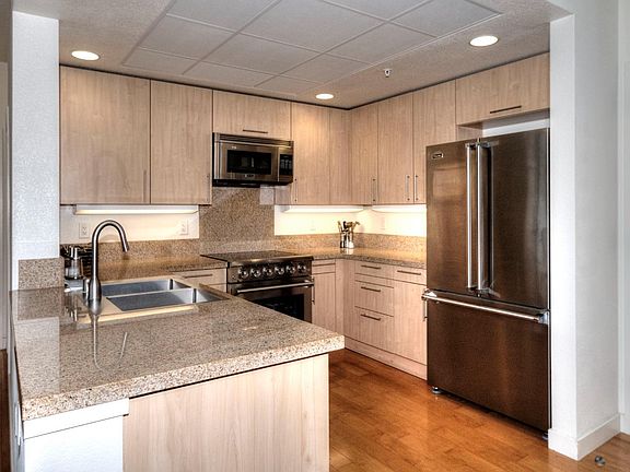 3rd image of 88 Bush St Unit 4198