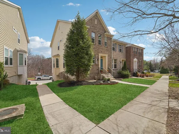 7054 Joann Khan Dr, Elkridge, MD 21075