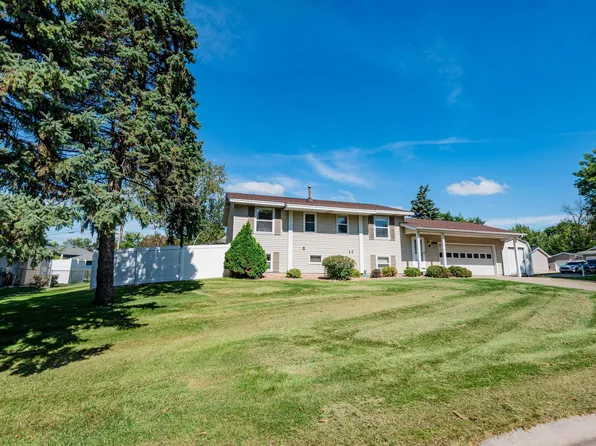 8390 81st St S, Cottage Grove, MN 55016