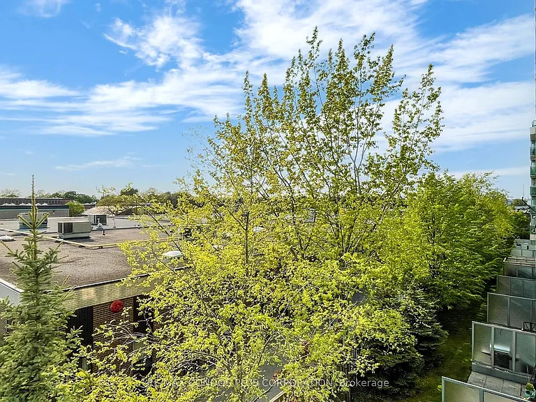 60 Fairfax Cres #315 — Photo 33