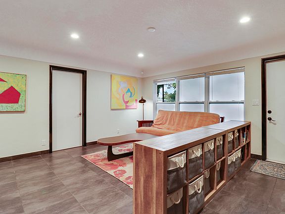 5th image of 801 Snowden Drive