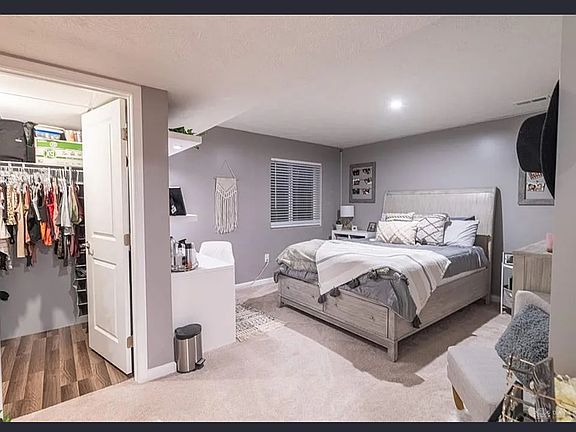 2nd image of 111 Scullers Ln
