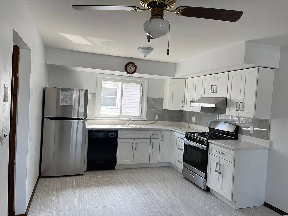 1st image of 208 Kirshon Ave Floor 2