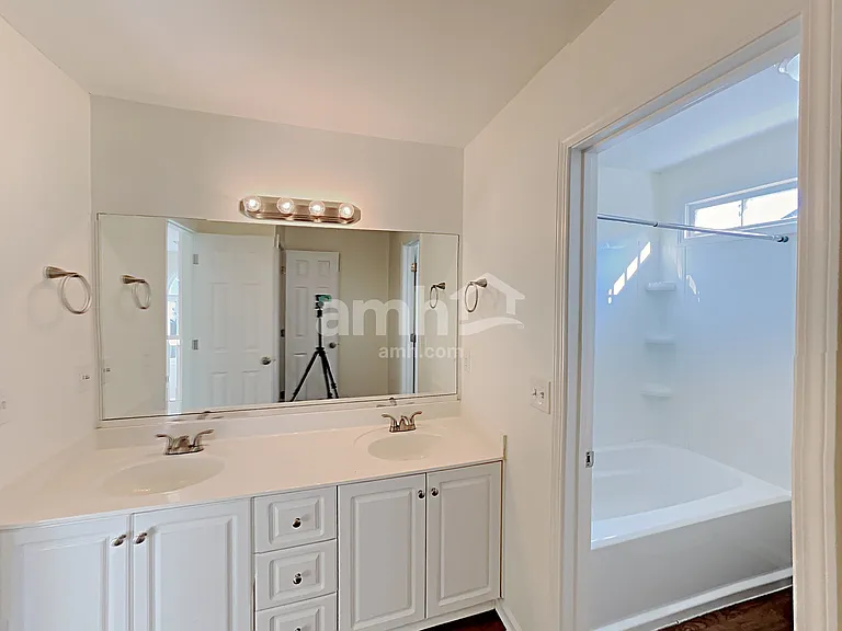 1121 Lauren Way NW — Photo 16