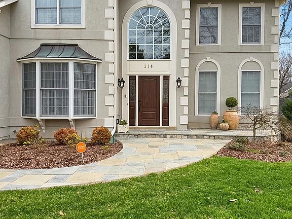 5th image of 314 Alderwood Dr