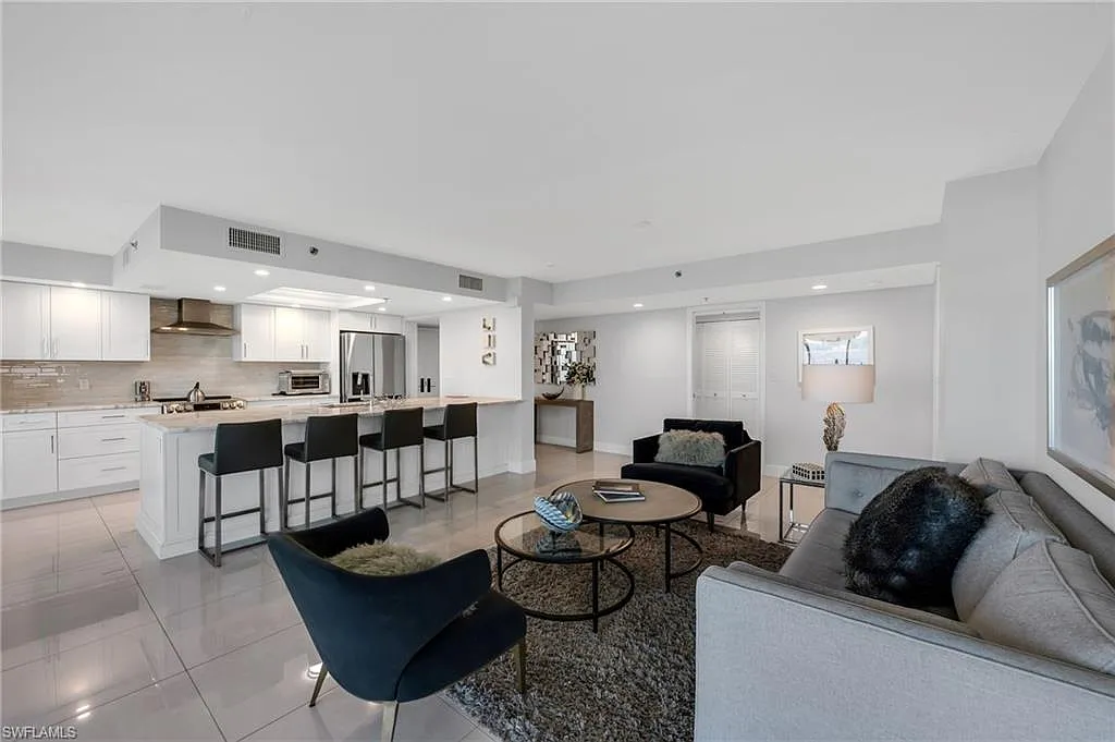 2 bed, 2.0 bath, 1341 sqft, $12,500 — Photo 2