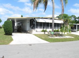 983 Roseau Ave E, Venice, FL 34285