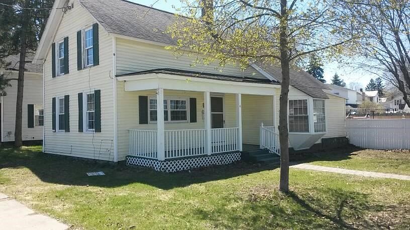 1st image of 4 Chestnut St