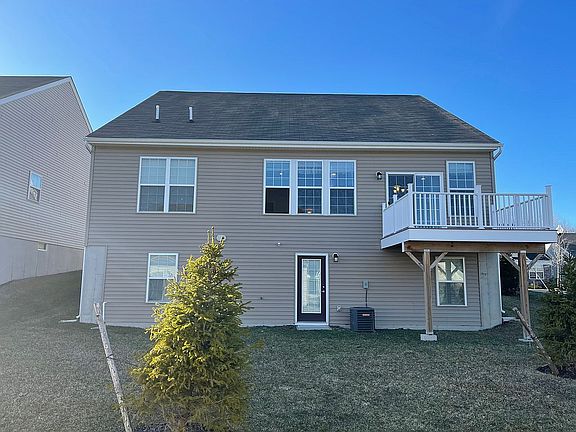 2nd image of 12 Sage Ct