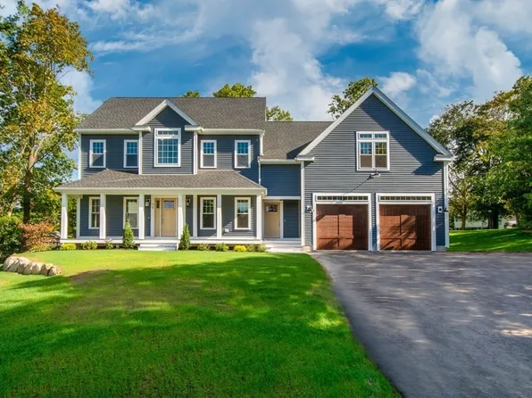 6 Stanley Ln, Carver, MA 02330