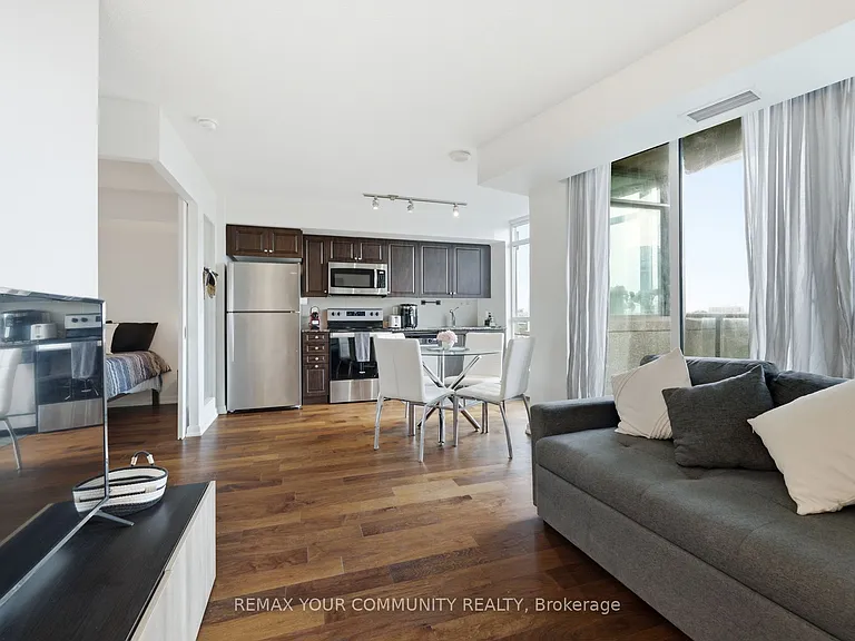 209 Fort York Blvd #962 — Photo 5