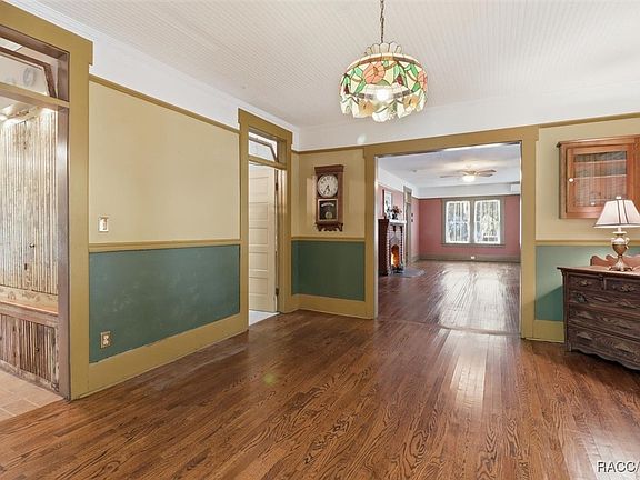 4th image of 754 NE 2nd Ave