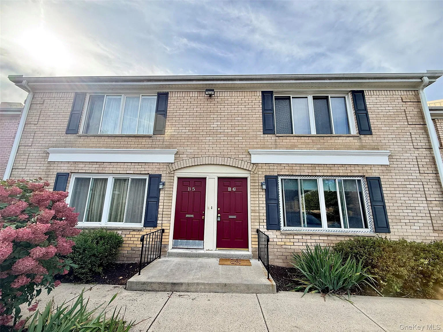 250 Beechwood Ave — Photo 3
