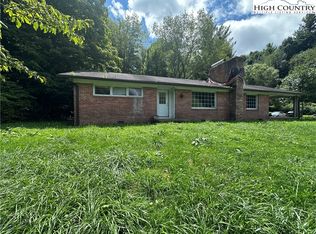 6943 State Highway 88 W, Warrensville, NC 28693