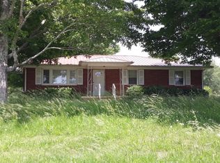 624 Indian Ck Rd, Mc Ewen, TN 37101