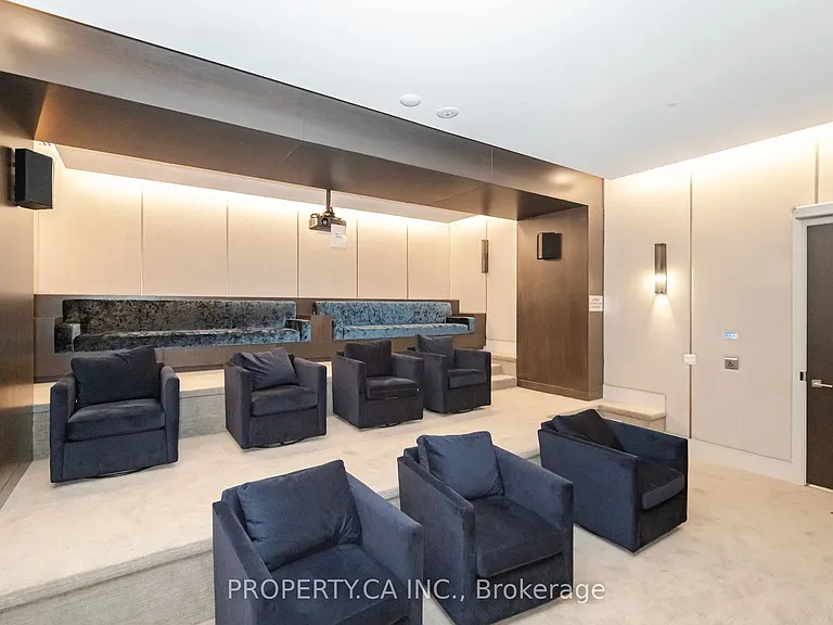 9000 Jane St #2421 — Photo 35
