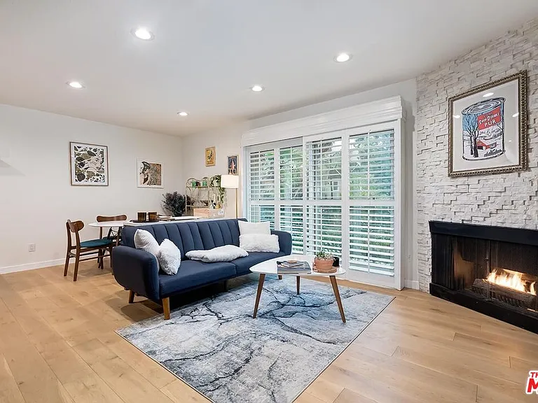 141 S Clark Dr #208 — Photo 3