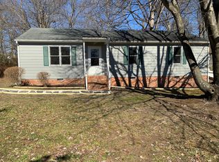 11604 Featherstone Ct, Midlothian, VA 23113