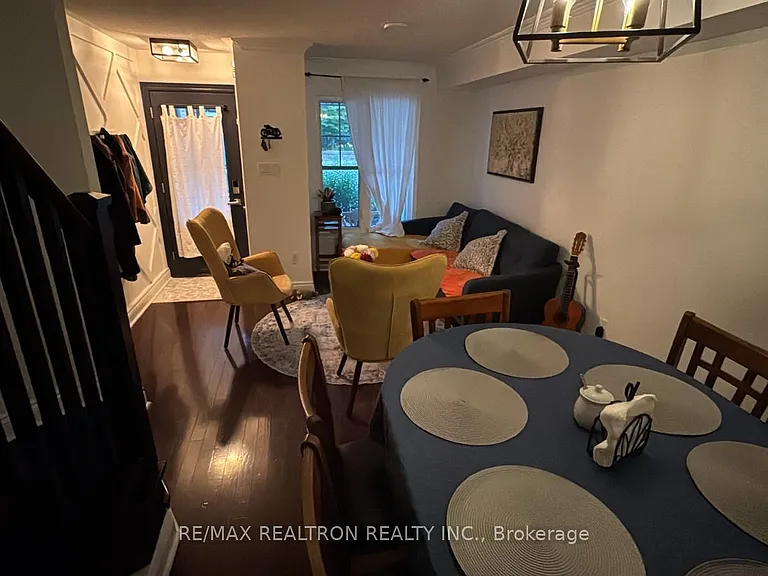 30 Mendelssohn St #17 — Photo 5