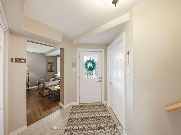 5th image of 216 Gallagher St