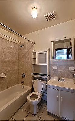 2nd image of 1935 Rockaway Pkwy #1