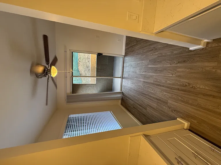 Grande Vista Apartments — Photo 34